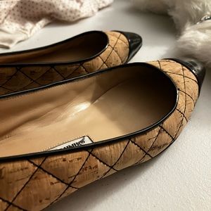 Manolo Blahnik flats size 7-7.5 slim